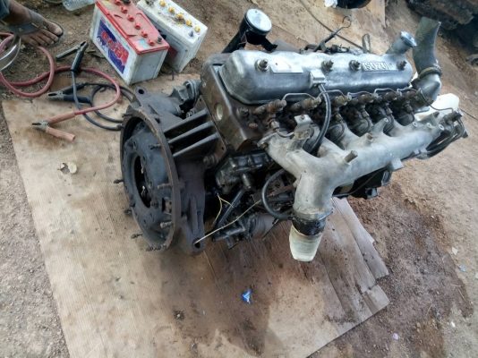 ขายด่วนเครื่องอีซุซุ6BD1พร้อมใช้เครื่องติดดีไม่มีไอ