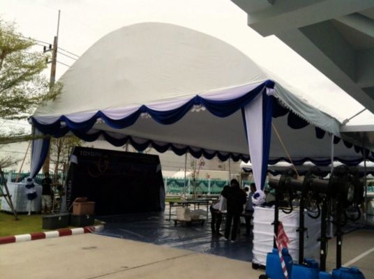 ให้เช่าเก้าอี้เต๋าเก้าอี้สตูบาร์โต๊ะสตูบาร์เก้าอี้แลคเชอร์เช่าไม้พื้นเช่าร่มสนามเช่าโซฟา0858125157