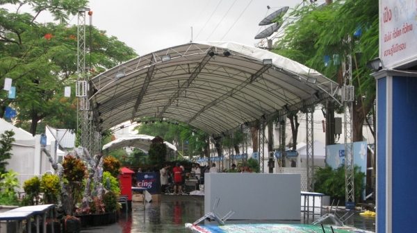 ให้เช่าเต็นท์โดมเต็นท์แอร์เต็นท์โกดังรายวันรายเดือน0858125157