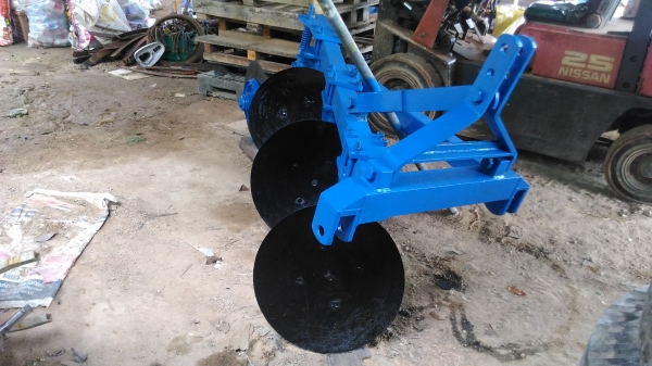 ขาย ผาน 3  โคลง 4 รถไถฟอร์ด เหล็กหนา