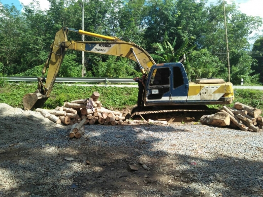 ขายรถแบคโฮ KOBELCO SK200-/// ราคา 550000