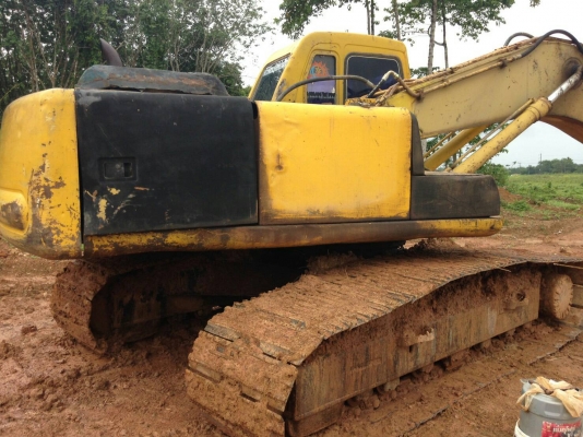 ขายรถแบคโฮ KOMATSU PC200-6 เอกสารเล่ม ไม่มีระบบไฟ ราคา 800000