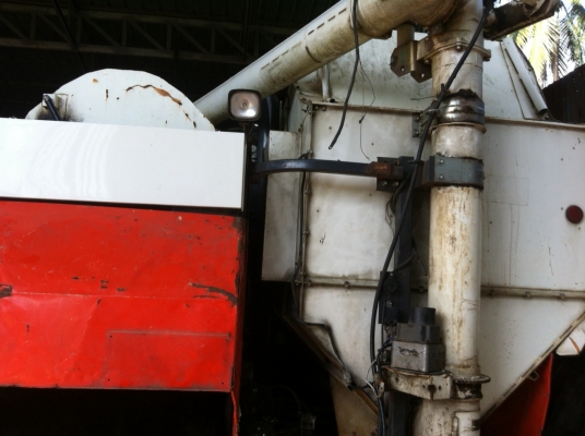 ขายรถเกี่ยว DC95GMติดต่อเบอร์ 063-3756692หรือ0990953891ต่อรอนได้ครับ