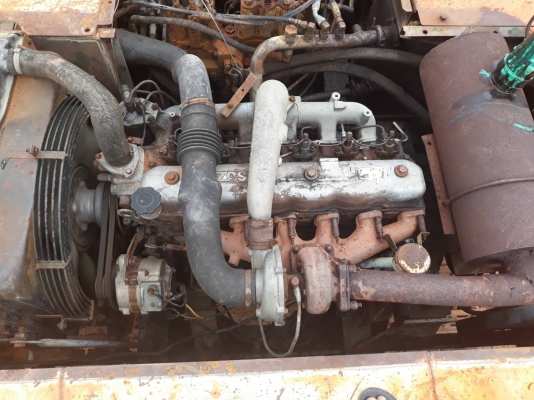 ขายรถแบคโฮ HITACHI EX200-2 ราคา 295000 กับ 395000