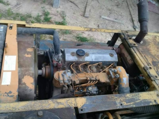 ขาย 245,000 บาท  KOMATSU PC60-3 เครื่องดี ปั้มแรง โช่หนา เอวแน่น เอกสารชื้อขาย   รถอยู่ จ.ศรีสะเกษ โทร&amp;ไอดีไลน์ 0610710295