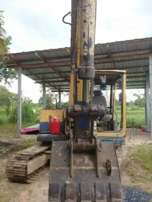 ขาย 245,000 บาท  KOMATSU PC60-3 เครื่องดี ปั้มแรง โช่หนา เอวแน่น เอกสารชื้อขาย   รถอยู่ จ.ศรีสะเกษ โทร&amp;ไอดีไลน์ 0610710295