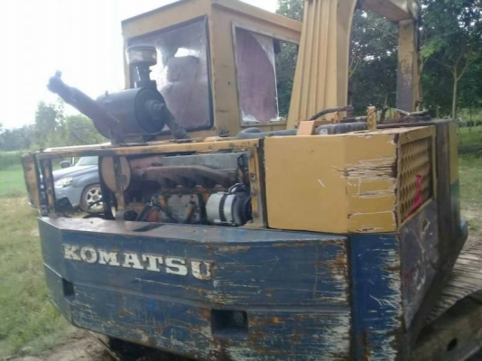 ขาย 245,000 บาท  KOMATSU PC60-3 เครื่องดี ปั้มแรง โช่หนา เอวแน่น เอกสารชื้อขาย   รถอยู่ จ.ศรีสะเกษ โทร&amp;ไอดีไลน์ 0610710295