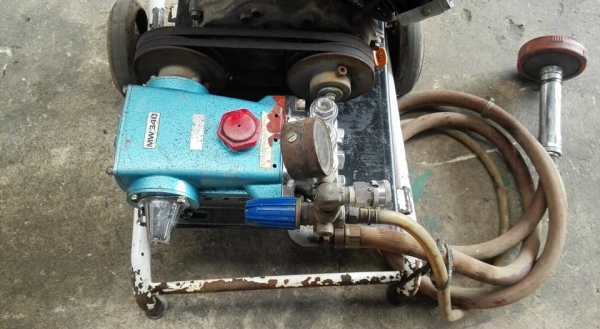 เครื่องฉีดน้ำแรงดันญี่ปุ่น 150 bar ชนเครื่อง Yanma ของลงตู้สดนอก เครื่องฉีดน้ำแรงดันญี่ปุ่น 150 bar ชนเครื่อง Yanma ของลงตู้สดนอก