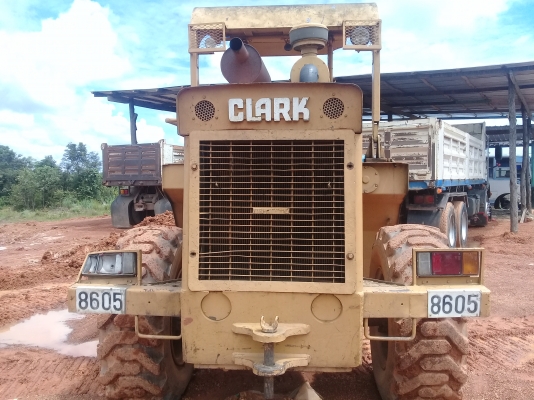 ขายรถตักล้อยาง.เอวออ่นขนาด2คิวครึ่ง