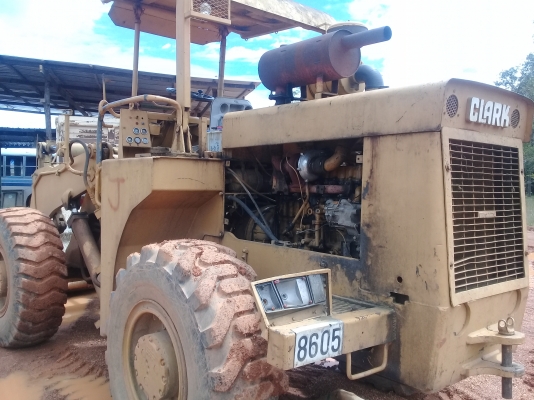 ขายรถตักล้อยาง.เอวออ่นขนาด2คิวครึ่ง