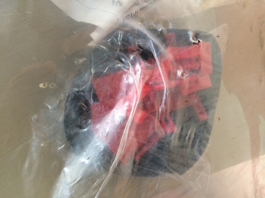 ที่แขวนจักรยาน ของใหม่ของนอกครับ ซื้อมาไม่ได้ใช้ ขาย 2500 สนใจ0827861333