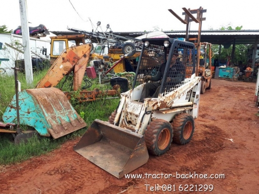 ขาย รถตักล้อยาง ราคาถูก มาแล้วครับ BOBCAT ดีเซล เก่าญี่ปุ่นแท้ ตักได้อเนกประสงค์ เข้าที่แคบได้ พร้อม