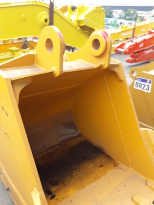 ขายบุ้งกี่ใหม่ ใส่กับรถแบคโฮ komatsu pc200-7 ราคา 35000