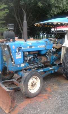 ขายรถไถฟรอด 77 รุ่นT5 มีดันหน้า+ผาน6 มีเล่มทะเบียน ราคาเบาๆ