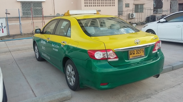 ขายแท็กซี่ปี08ออโต้สวยๆคับ