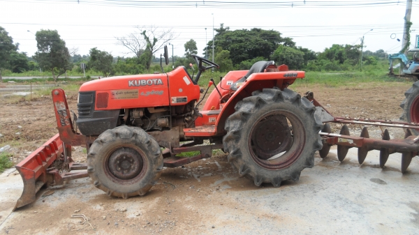 L3408 พร้อม ใบดันหน้าและผาน L3408 พร้อม ใบดันหน้าและผาน