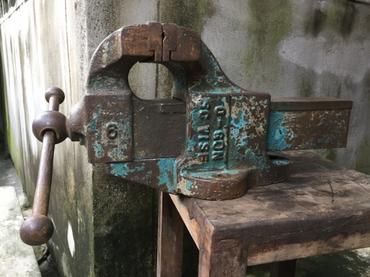 ปากกาจับชิ้นงานญี่ปุ่น 6 นิ้ว