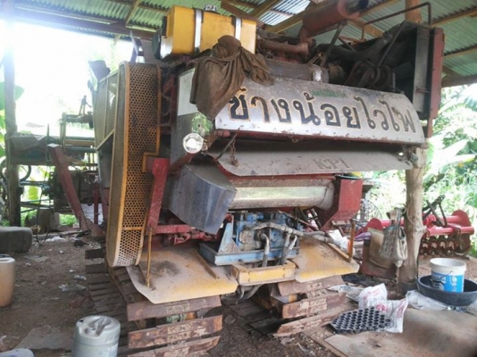 ขายตามสภาพ รถเกี่ยวข้าว ช้างน้อยไวไฟเกษตรพัฒนารองกระสอบพร้อมเกียว ขายตามสภาพ รถเกี่ยวข้าว ช้างน้อยไวไฟเกษตรพัฒนารองกระสอบพร้อมเกียว