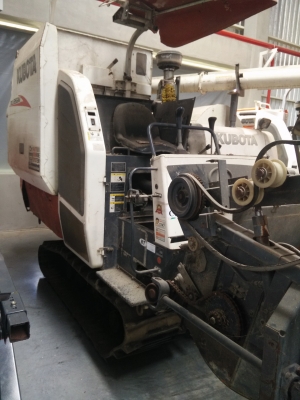 ขายรถเกี่ยวข้าว Kubota DC-95GM ตามสภาพใช้งานได้ปกติ ราคาเบาๆ สนใจรีบจองกันมาเลยครับ ติดต่อสันต์