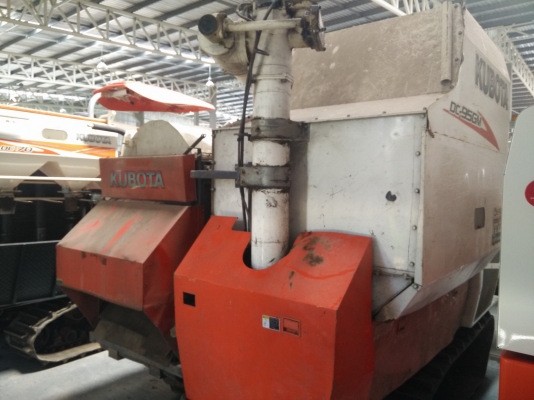 ขายรถเกี่ยวข้าว Kubota DC-95GM ตามสภาพใช้งานได้ปกติ ราคาเบาๆ สนใจรีบจองกันมาเลยครับ ติดต่อสันต์