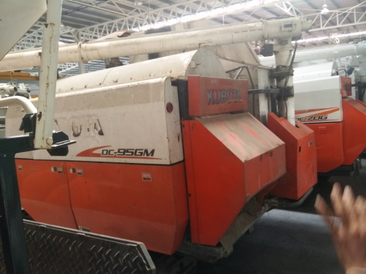 ขายรถเกี่ยวข้าว Kubota DC-95GM ตามสภาพใช้งานได้ปกติ ราคาเบาๆ สนใจรีบจองกันมาเลยครับ ติดต่อสันต์