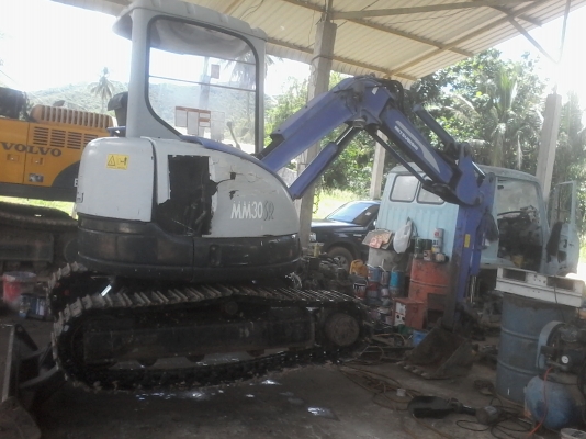 รถแมคโค เก่าญีปุน มิตซู30SR รถแมคโค เก่าญีปุน มิตซู30SR