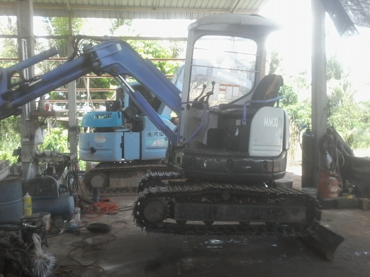 รถแมคโค  เก่าญีปุน มิตซู30SR