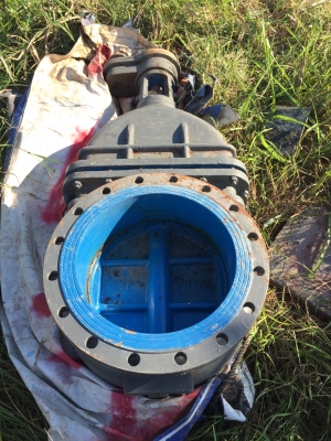 จำหน่ายเกทวาล์ว 16 นิ้ว มอก. DN400 14,450 ขายลดครึ่งราคาของใหม่