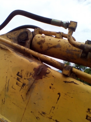 Komatsu Pc100-2 รถใช้งานได้ปกติ เครื่องดี ช่วงล่างดี เก็บรายละเอียดนิดหน่อยครับ