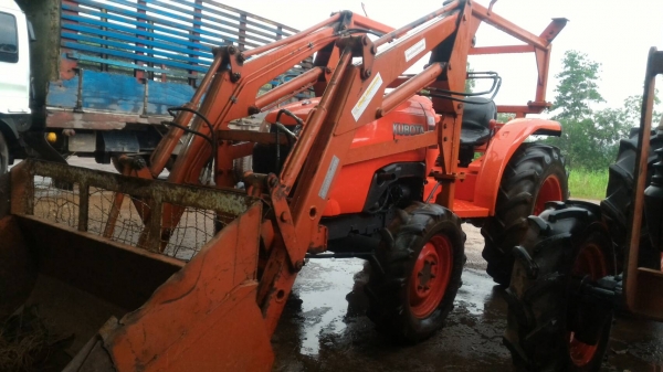 ขายรถไถ KUBOTA L3608 พร้อมตัวตัก ราคา 320,000 สนใจโทร มีรถขนส่งทั่วไทย ร้านสามย่านแทรคเตอร์ อ.แกลง จ.ระยอง โทร 0818618678 ,0899347475 id line=0818618678 id line=0917315475 ขายรถไถ KUBOTA L3608 พร้อมตัวตัก ราคา 320,000 สนใจโทร มีรถขนส่งทั่วไทย ร้านสามย่านแทรคเตอร์ อ.แกลง จ.ระยอง โทร 0818618678 ,0899347475 id line=0818618678 id line=0917315475