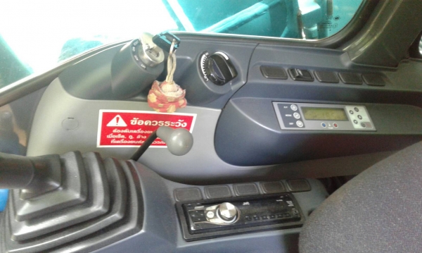 ขายรถแบคโฮ KOBELCO SK75 SUPER ไมล์ 2400 ชม.ราคา 1550000