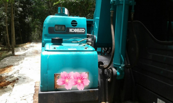 ขายรถแบคโฮ KOBELCO SK75 SUPER ไมล์ 2400 ชม.ราคา 1550000