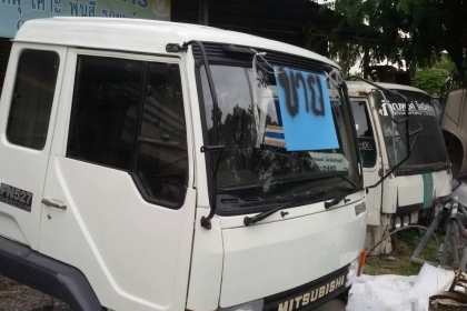 ขาย!! หัวสิบล้อมิซุบิชิ อุปกรณ์ครบชุด ราคา 67,000 บาท