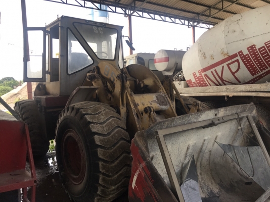 ขายรถตัก cat 950 ราคา 300,000 บาท