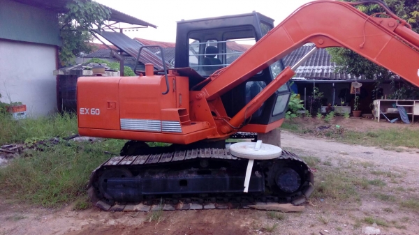 ขายรถแบคโฮ HITACHI EX60-1 ราคา 480000