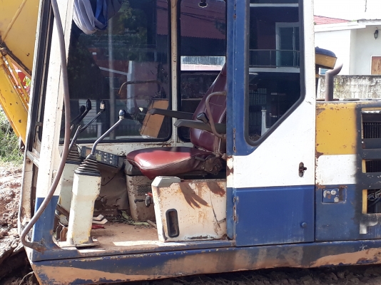 ขายด่วน KOMATSU PC100-5 สภาพสวยพร้อมใช้งาน เครื่องปั้มดี เอวแน่น ช่วงล่างสวย เอกสารสัญญาซื้อขาย สนใจสอบถาม 093-0764943 088-3223272 K ตั้ม ขายด่วน KOMATSU PC100-5 สภาพสวยพร้อมใช้งาน เครื่องปั้มดี เอวแน่น ช่วงล่างสวย เอกสารสัญญาซื้อขาย สนใจสอบถาม 093-0764943 088-3223272 K ตั้ม