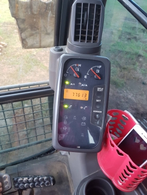 ขายรถแบคโฮ HITACHI ZX200-1 เอกสารเล่ม ไมล์ 7761 ชม.ราคา 1550000