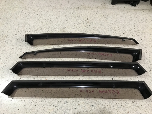 กันสาด TOYOTA ESTIMA ACR30 เก่าญี่ปุ่นเเท้สภาพดีครบชุด