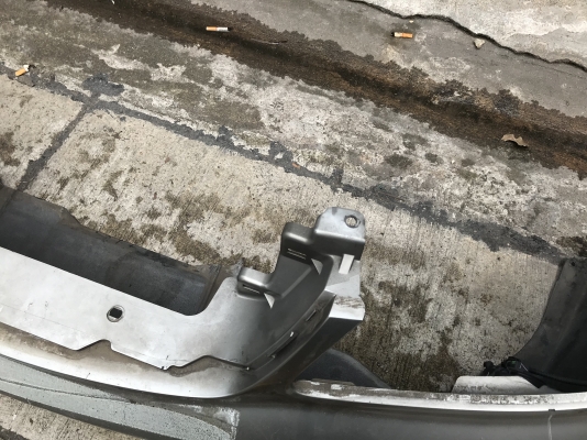 กันชนหน้า NISSAN NEO ไฟตัดหมอกครบเก่าญี่ปุ่นเเท้สภาพดี