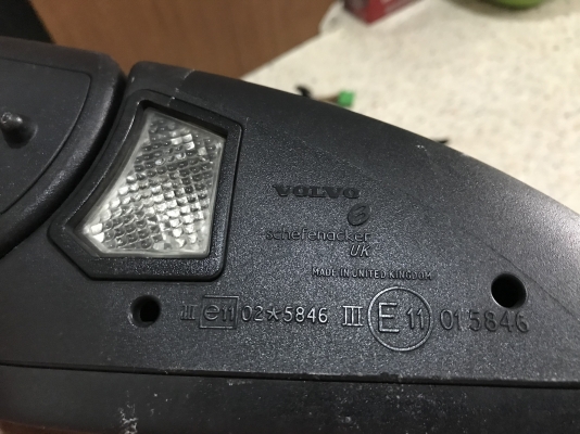 กระจกมองข้าง VOLVO V70 P2 เก่าญี่ปุ่นเเท้สภาพสวย