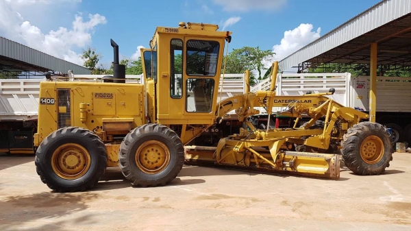 ขาย รถเกรด CAT 140G / 72V SN:6995 รถเดิม สภาพพร้อมใช้ เก่านอก ใช้งานน้อย สนใจติดต่อ 081-9652321 พร้อมเล่มทะเบียน ภาษีไม่ขาด