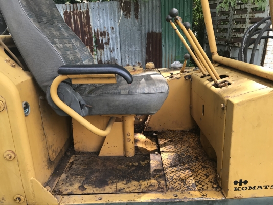 รถขุดKOMATSU PC20 รุ่น2 สภาพเชียงกง พร้อมใบอินวอย ราคาเบาๆ รถขุดKOMATSU PC20 รุ่น2 สภาพเชียงกง พร้อมใบอินวอย ราคาเบาๆ