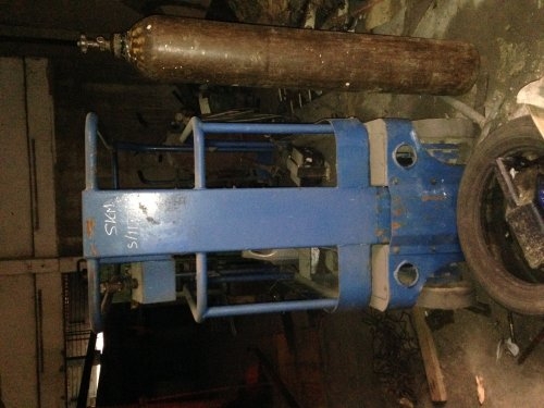 ขายรถยกไฟฟ้า รถลิฟท์ ยกได้สูง 3 เมตร ขายรถยกไฟฟ้า รถลิฟท์ ยกได้สูง 3 เมตร