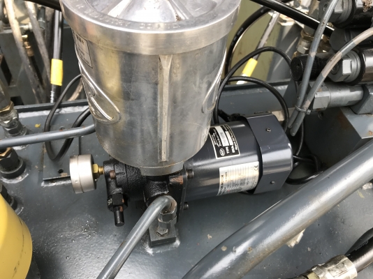 ขายชุดปั้มน้ำมันไฮโดรลิคหัวปั้ม 2ตอน Yuken ขนาด 10HP. 380V Made in Japan ทั้งชุด สภาพสวยมาก วาล์วคอนโทรล 24VDC 3ชุด พร้อมอุปกรณ์ครบ พร้อมใช้งาน