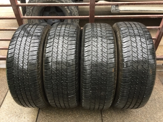 ยาง Bridgestone 265 60 18 ปี16 ดอกเต็ม สวยคม ไม่มีปะ ใช้ยาว ราคาไม่แพง ยาง Bridgestone 265 60 18 ปี16 ดอกเต็ม สวยคม ไม่มีปะ ใช้ยาว ราคาไม่แพง
