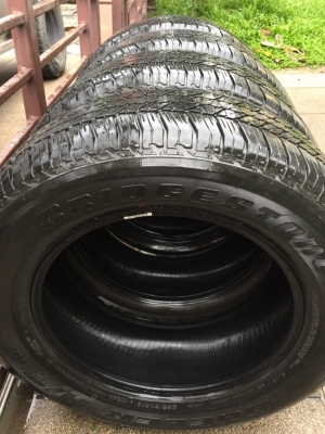 ยาง Bridgestone 265 60 18 ปี16 ดอกเต็ม สวยคม ไม่มีปะ ใช้ยาว ราคาไม่แพง ยาง Bridgestone 265 60 18 ปี16 ดอกเต็ม สวยคม ไม่มีปะ ใช้ยาว ราคาไม่แพง