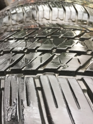 ยาง Bridgestone 265 60 18 ปี16 ดอกเต็ม สวยคม ไม่มีปะ ใช้ยาว ราคาไม่แพง ยาง Bridgestone 265 60 18 ปี16 ดอกเต็ม สวยคม ไม่มีปะ ใช้ยาว ราคาไม่แพง