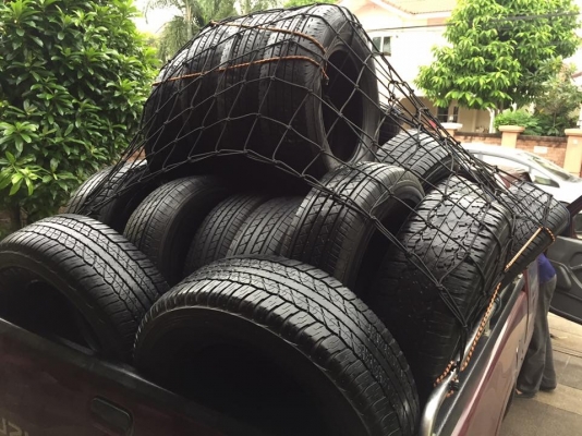 ยาง Bridgestone 265 65 17 ปลายปี16 ดอกเต็ม สวยคม ใช้ยาว ราคาไม่แพง ยาง Bridgestone 265 65 17 ปลายปี16 ดอกเต็ม สวยคม ใช้ยาว ราคาไม่แพง