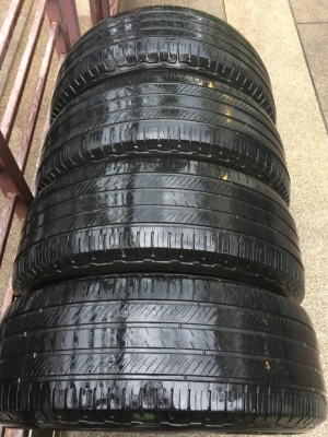 ยาง Michelin 265 70 16 สิ้นปี15 ดอกเยอะ เนื้อนิ่มๆ ราคาไม่แพง