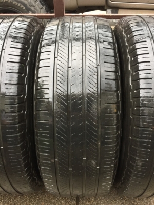 ยาง Michelin 265 70 16 สิ้นปี15 ดอกเยอะ เนื้อนิ่มๆ ราคาไม่แพง